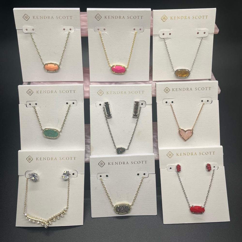 Kendra Scott Necklace